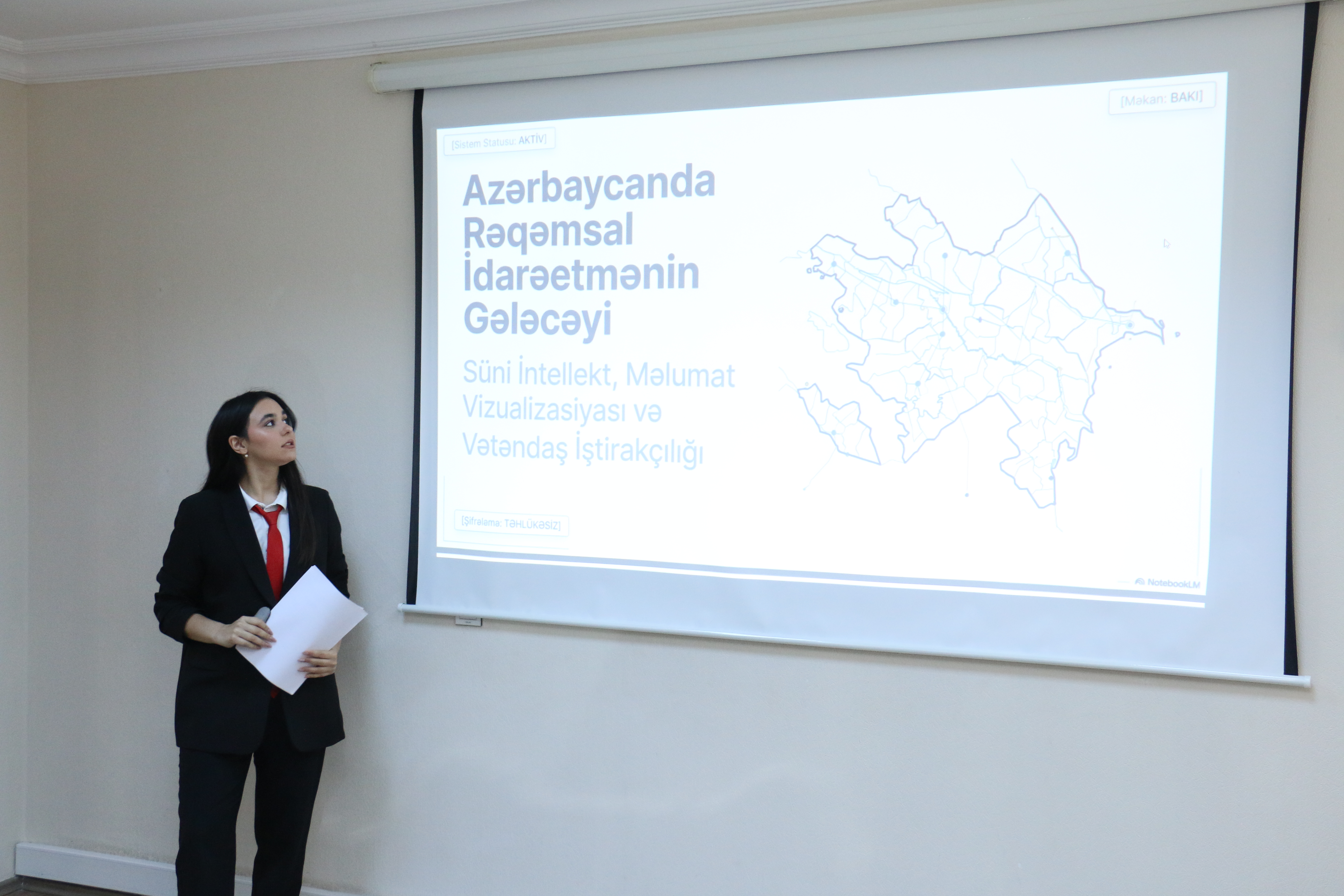 İslahat Könüllüsü Fatimə Sərdarlı  təqdimatla çıxış edib