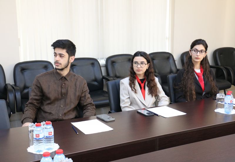 İSLAHAT KÖNÜLLÜLƏRİNİN TƏQDİMATI