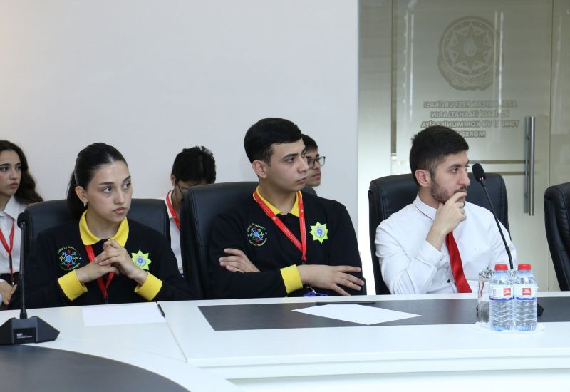 İİTKM-də “İslahat Könüllüləri”nin “Təhlükəsizlik mədəniyyəti və risklərin idarə edilməsi” mövzusunda maarifləndirici görüşü keçirilib